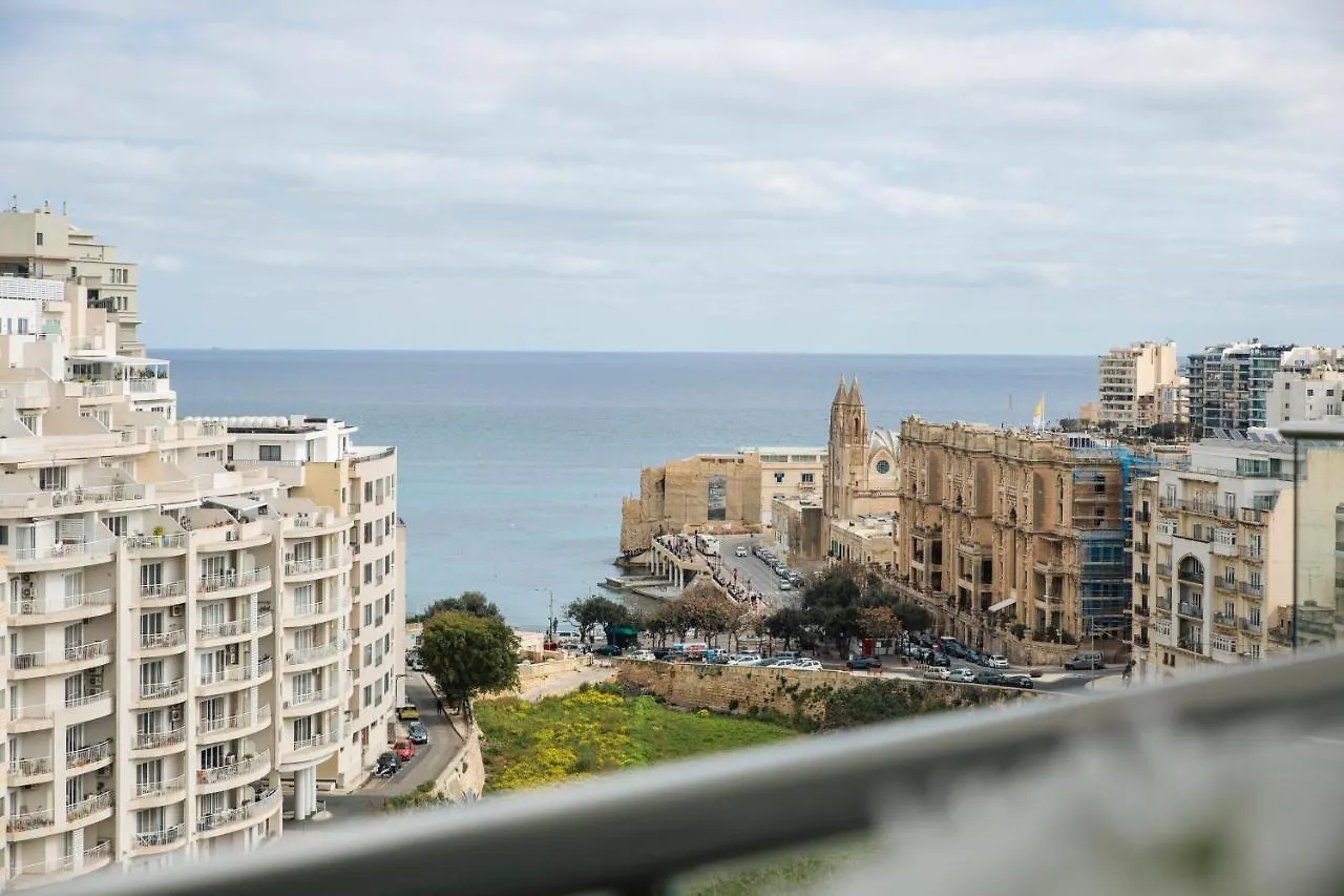 Sea View Apartment 2 Bedrooms 2 Bathrooms, 2 Minutes Away From The Sea San Ġiljan