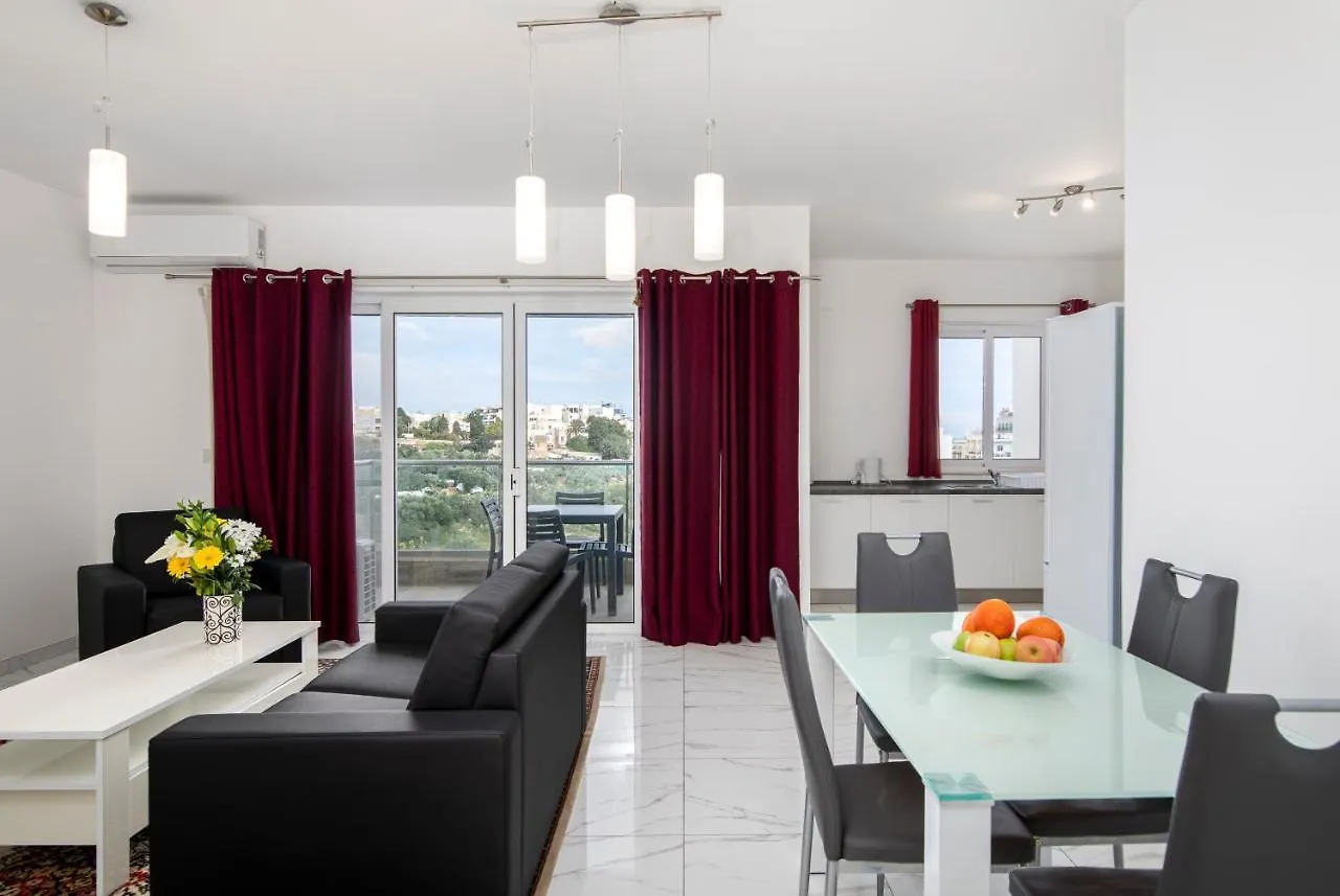 Sea View Apartment 2 Bedrooms 2 Bathrooms, 2 Minutes Away From The Sea San Ġiljan 0*,  Málta